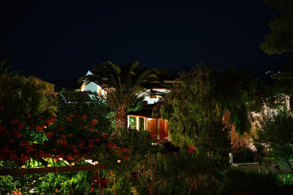 Babis Apartments & Studios Iremia Acharavi  Luaran gambar