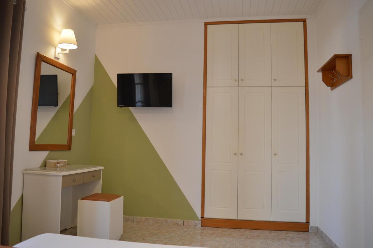 Babis Apartments & Studios Iremia Acharavi  Luaran gambar
