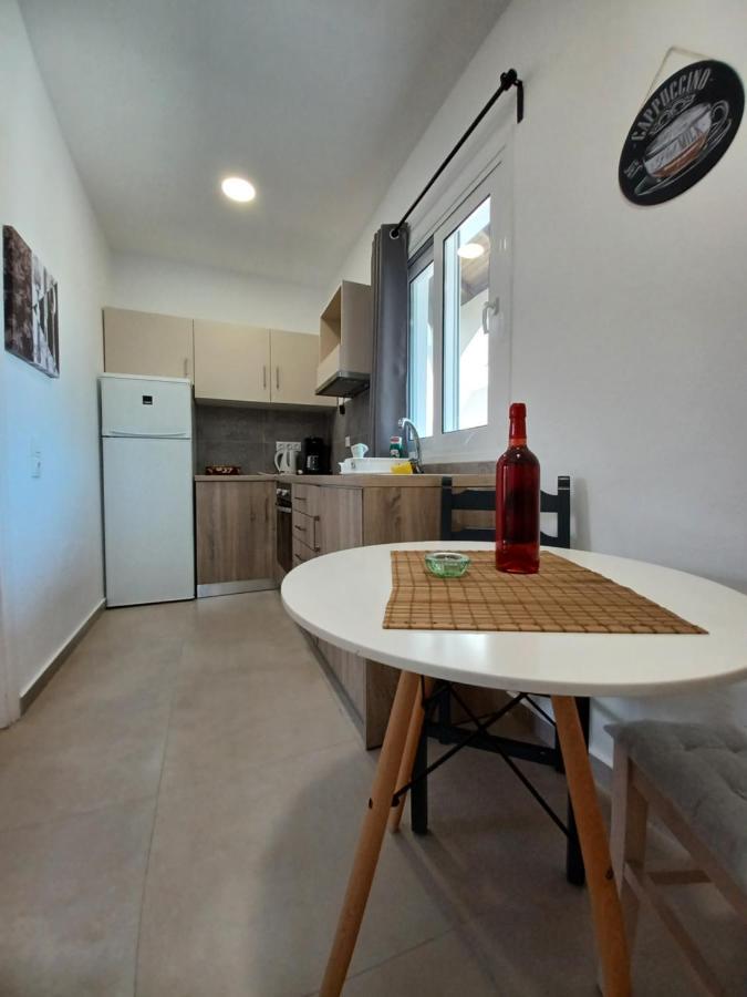 Babis Apartments & Studios Iremia Acharavi  Luaran gambar