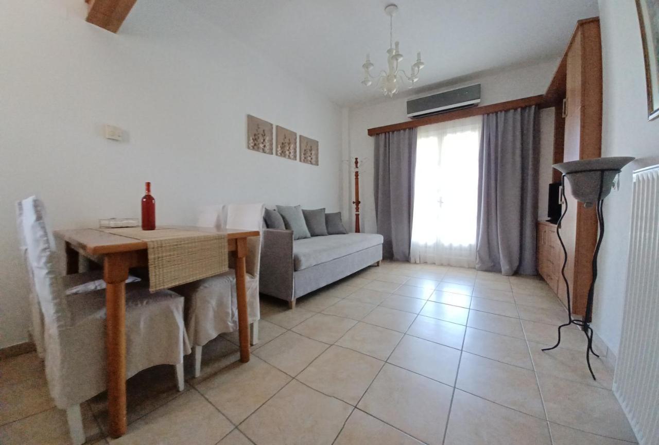 Babis Apartments & Studios Iremia Acharavi  Luaran gambar